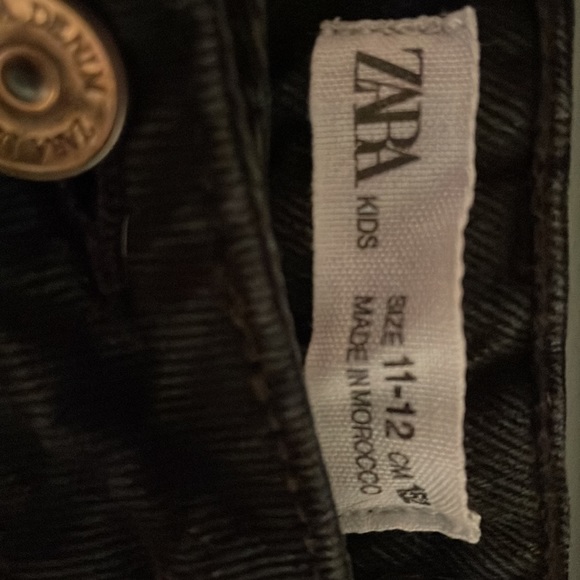 Girls Zara black denim skirt - Picture 3 of 3